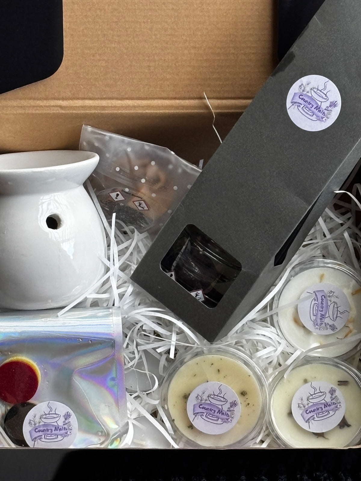 Country Melts Home Fragrance Gift Box – £30
