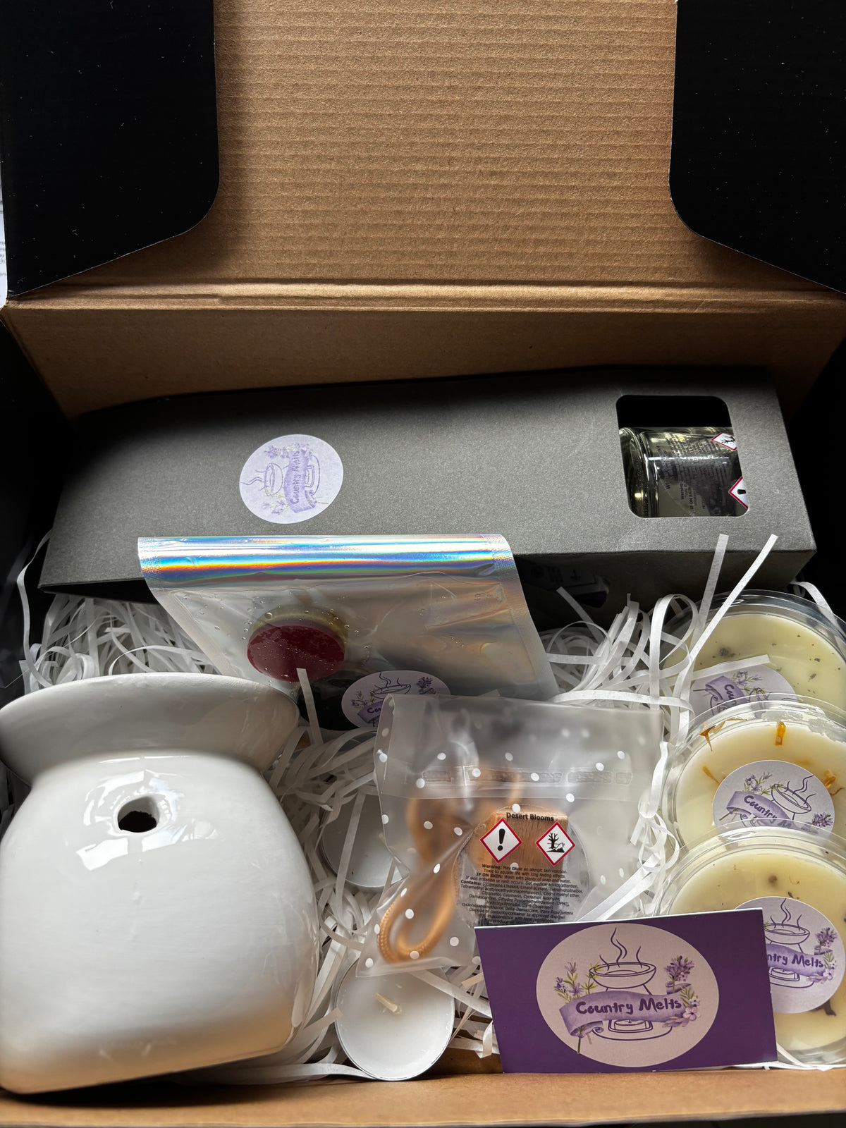 Country Melts Home Fragrance Gift Box – £30